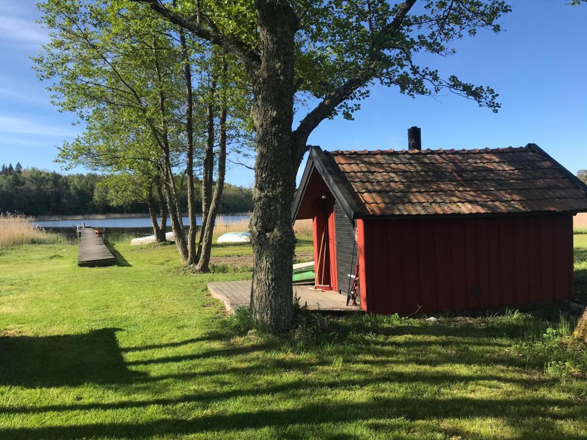 Nice Holiday House At Horse Farm With Lake And Sauna Holo  Exterior photo