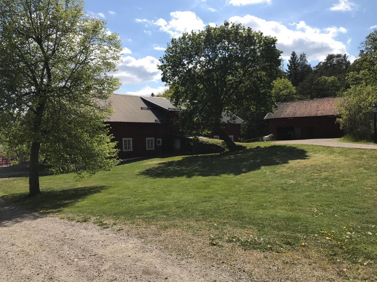 Nice Holiday House At Horse Farm With Lake And Sauna Holo  Exterior photo